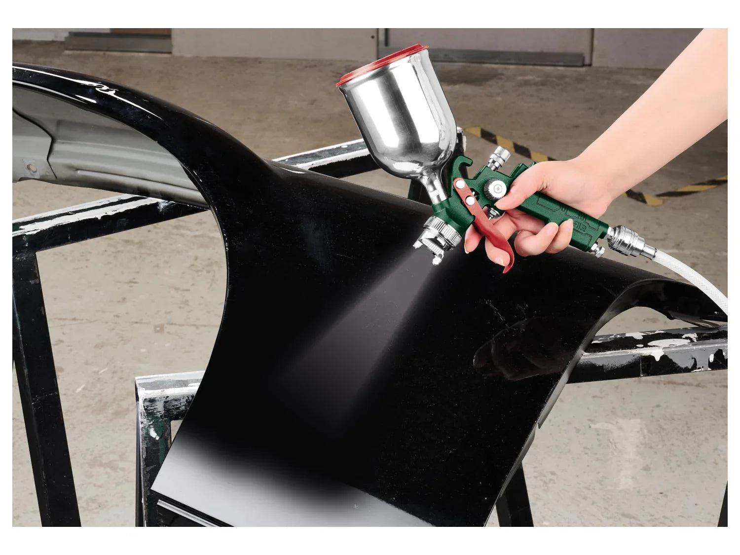 PARKSIDE Pistolet de peinture PDFP 500 D4
