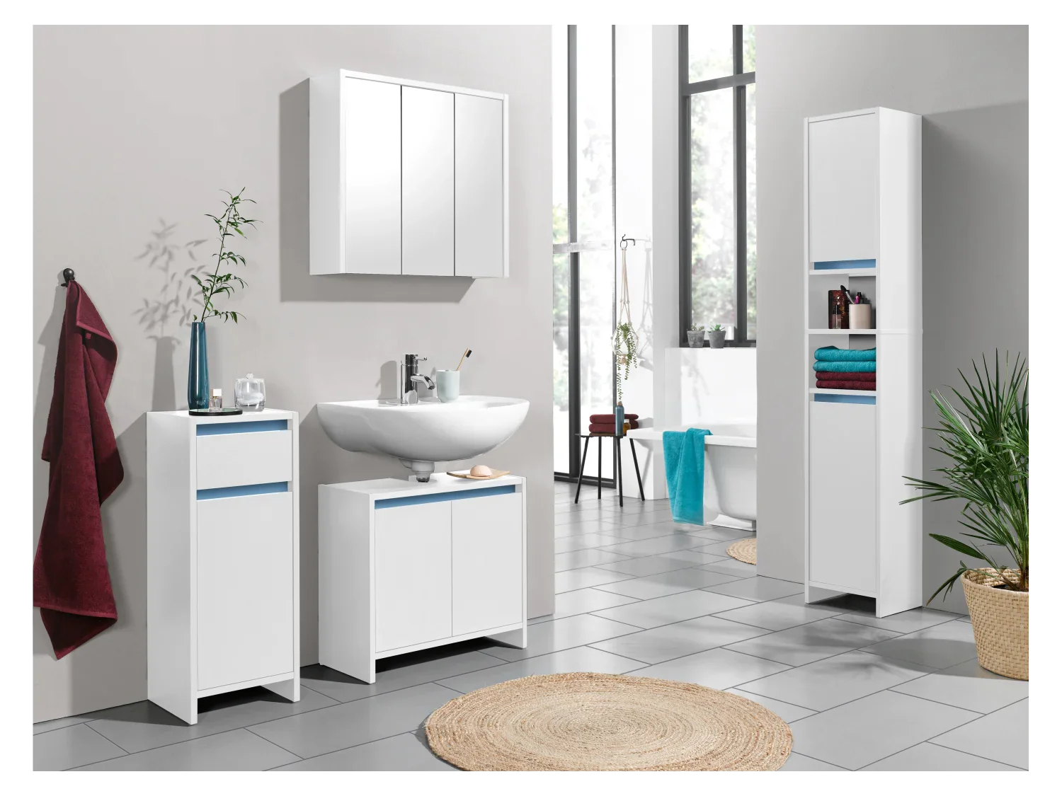 LIVARNO home Armoire de toilette haute Oslo, 32 x 180 x 28 cm, blanche