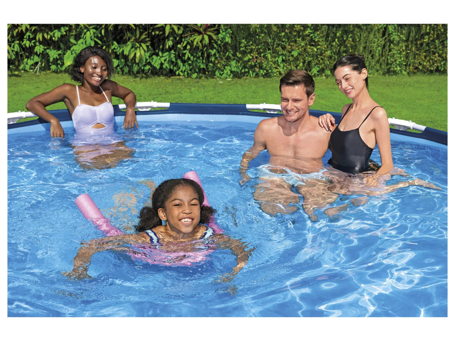 Bestway Kit de piscine complet Steel Pro Frame Pool-Set avec pompe de filtration  366 x 84 cm