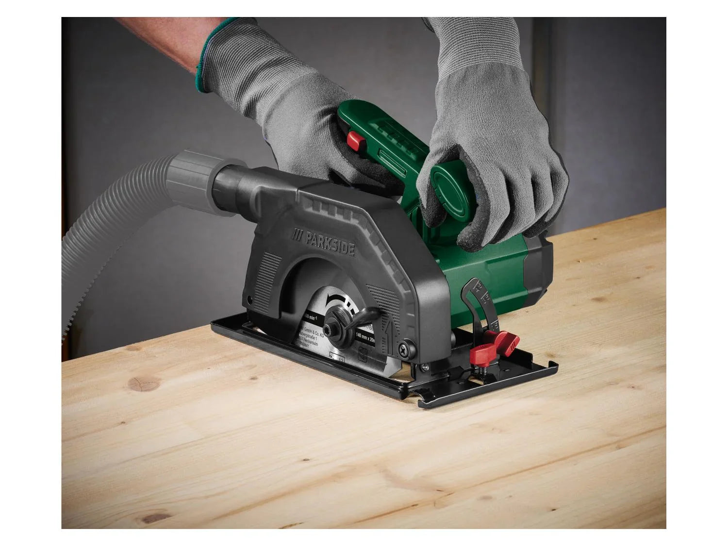 PARKSIDE Scie circulaire PHKS 750 A1, 140 mm, 750 W
