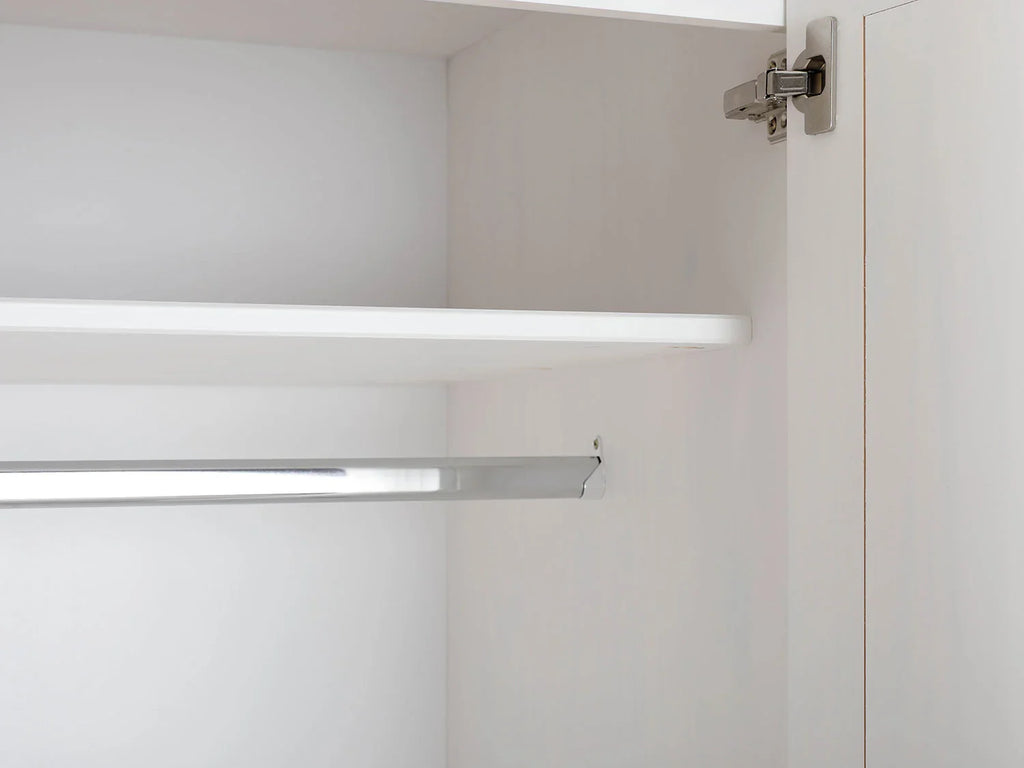 Inter Link Armoire en bois massif