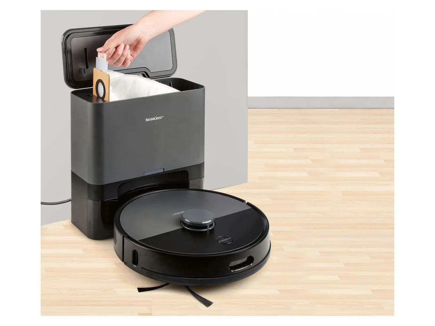 SILVERCREST Robot aspirateur avec station d'aspiration