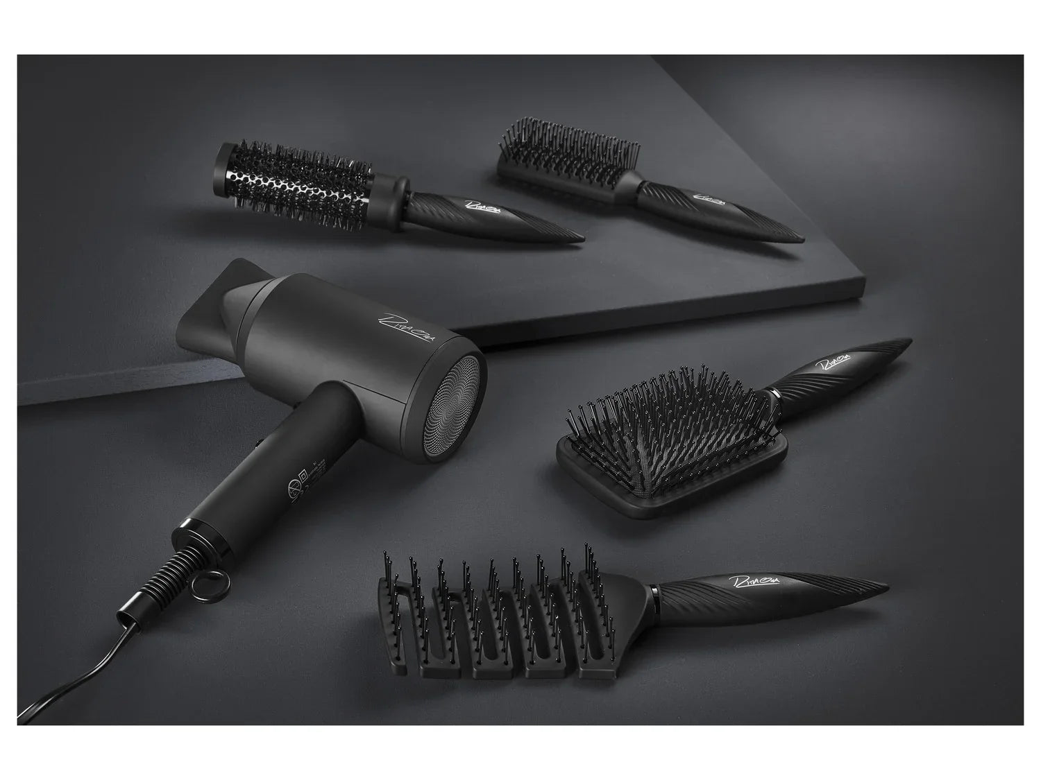 Sche-cheveux compact RHC 35, 2000 W